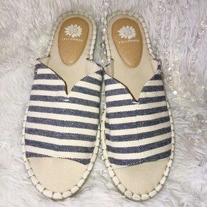 Yellow Box Women’s Sandals Size 10 Shoes Laraine